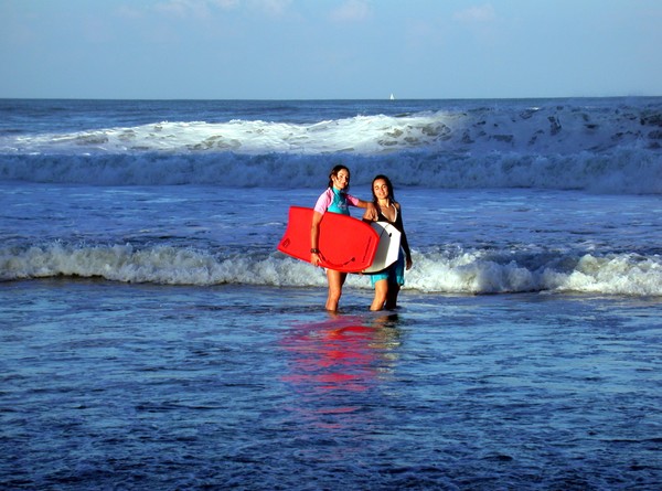 Emy & Claudia
